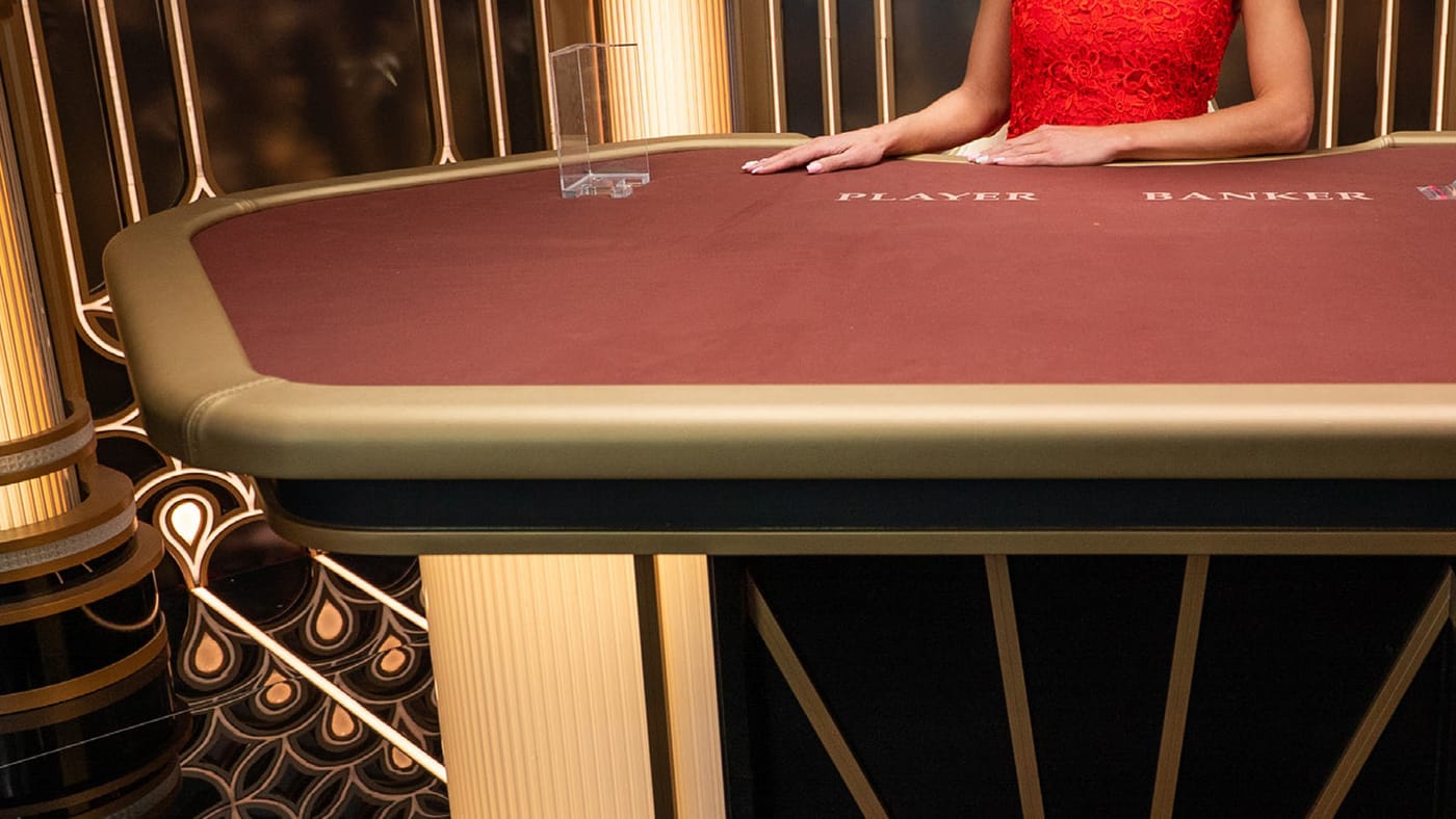Lightning Baccarat
